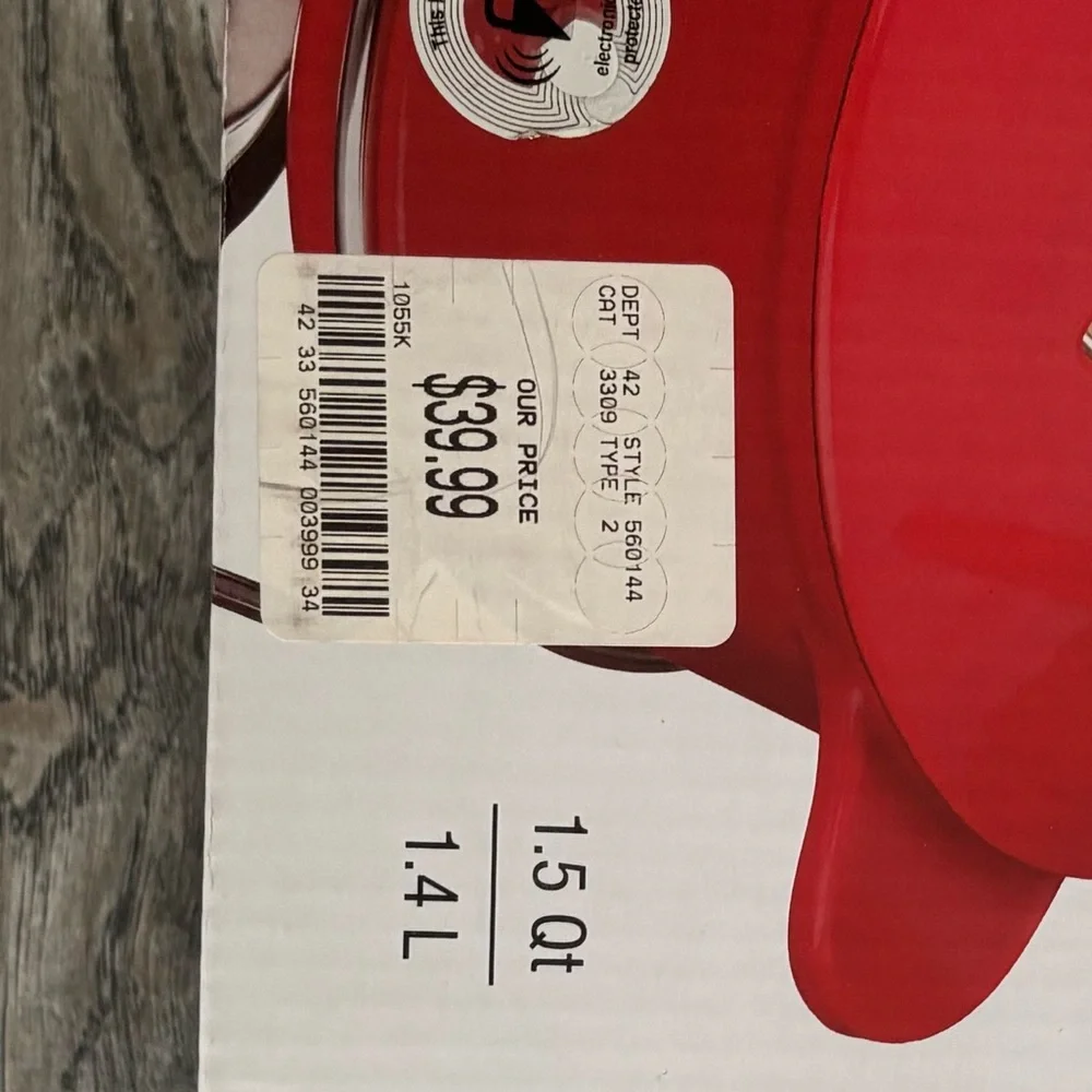 BRAND NEW-Cuisinart 1.5gt Cast Iron Fondue Maker- Red color - Picture 5 of 5